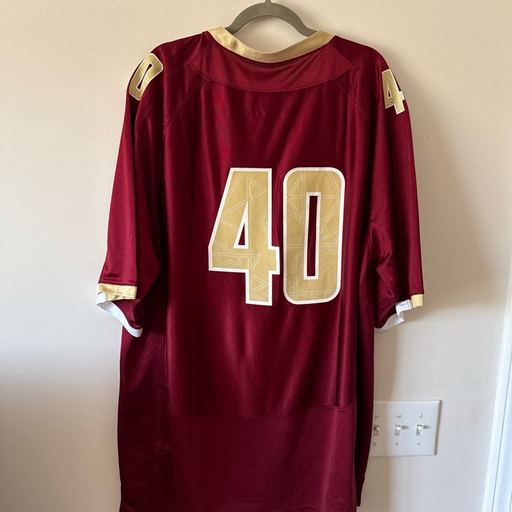 Men’s Under Armour Boston College Eagles #40 Football Maroon Jersey Sz 2XL - Picture 5 of 5
